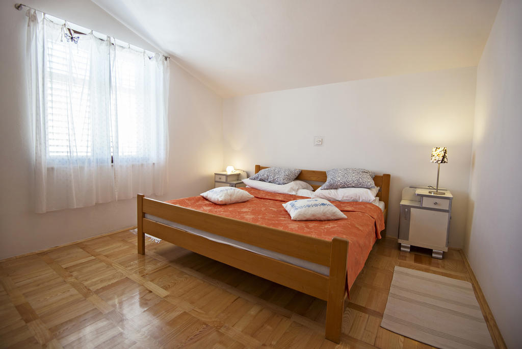Apartments Petrcane Welcome Kamer foto